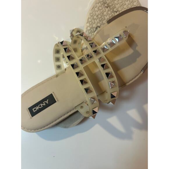 Dkny Flip Flops *7.5* - Picture 2 of 3